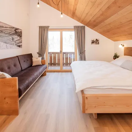 Karolina Apartment
